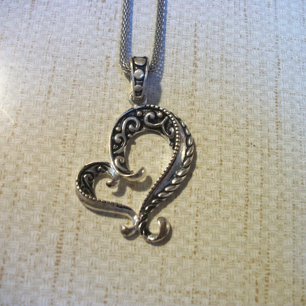 STEAMPUNK ROMANCE ORNATE HEART NECKLACE